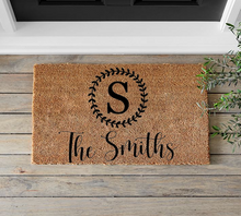 Load image into Gallery viewer, Circle Initial Family Mat - Mats and Signs For You