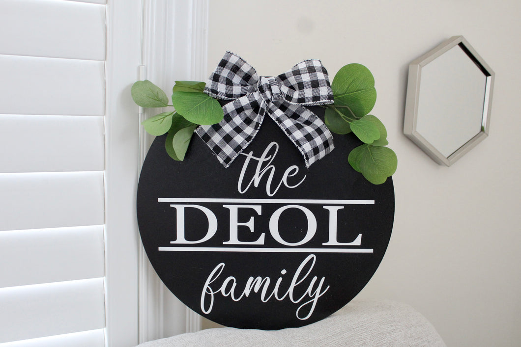 Family Circle Hanging Wreath - Mats and Signs For You